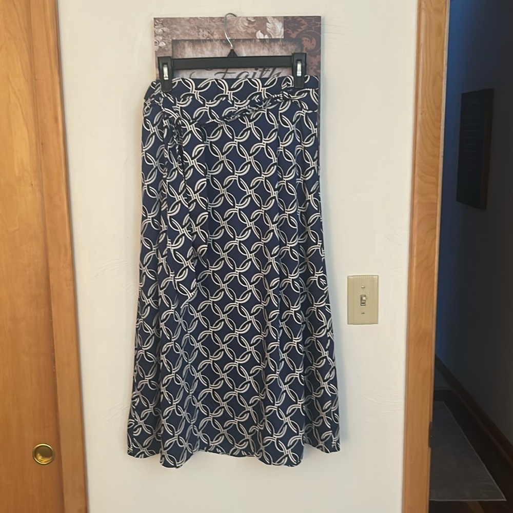 Like new Ann Taylor Factory skirt